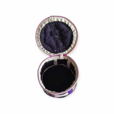 Trousse cylindrique violette intérieur